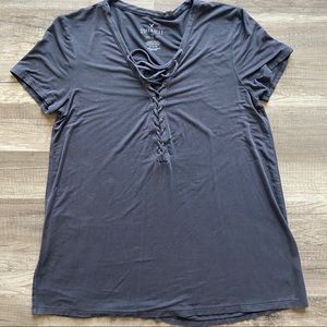 Women’s Size Medium Tie Up V Neck Shirt
